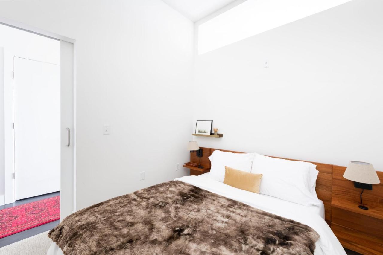 Flexhome Skywalk To Fiserv 1Br Apt U5 Милуоки Екстериор снимка