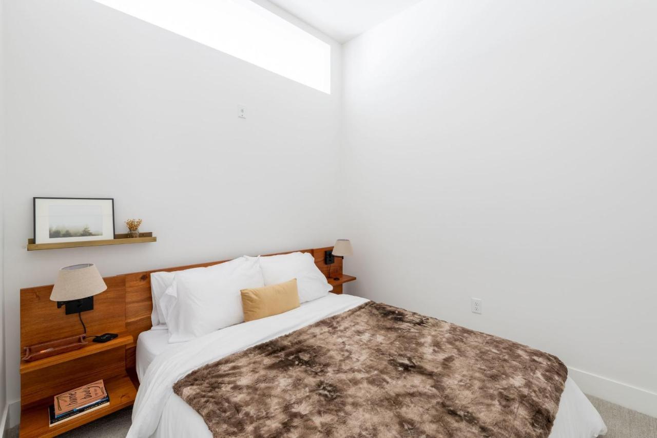 Flexhome Skywalk To Fiserv 1Br Apt U5 Милуоки Екстериор снимка